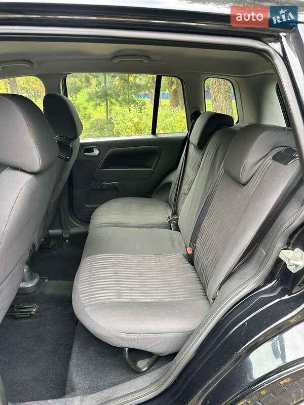 Хетчбек Ford Fusion 2011 в Києві фото 29 Хетчбек Ford Fusion 2011 в Києві