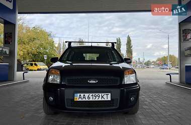 Хэтчбек Ford Fusion 2011 в 
