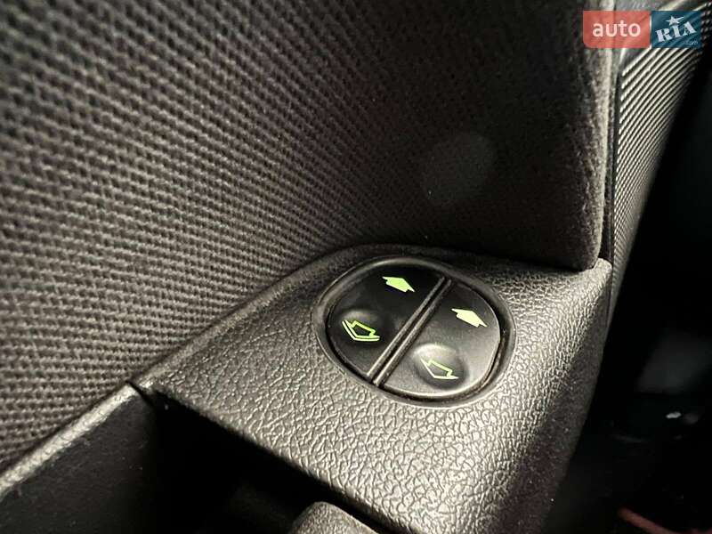Хэтчбек Ford Fusion 2011 в Николаеве