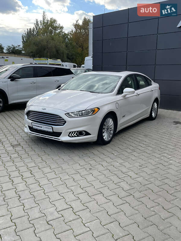 Седан Ford Fusion 2015 в Одессе
