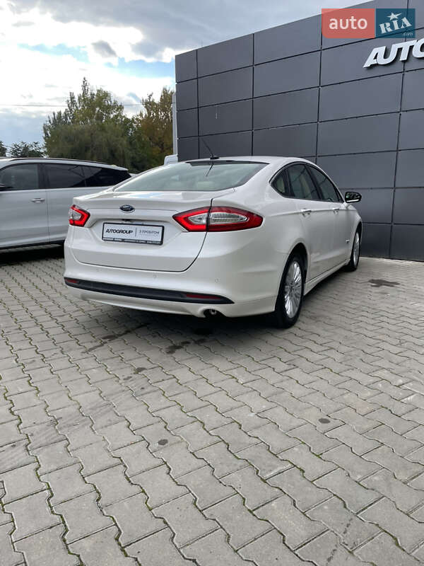 Седан Ford Fusion 2015 в Одессе