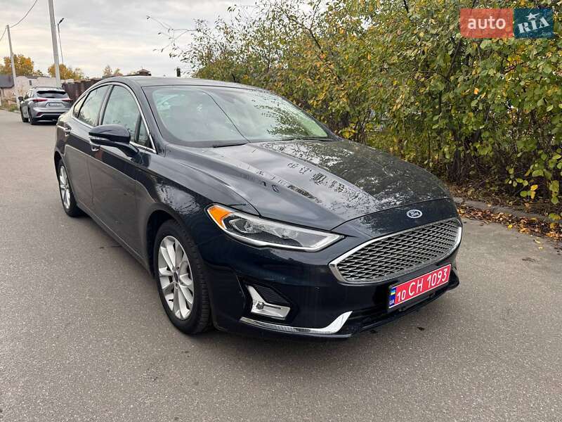 Седан Ford Fusion 2019 в Киеве