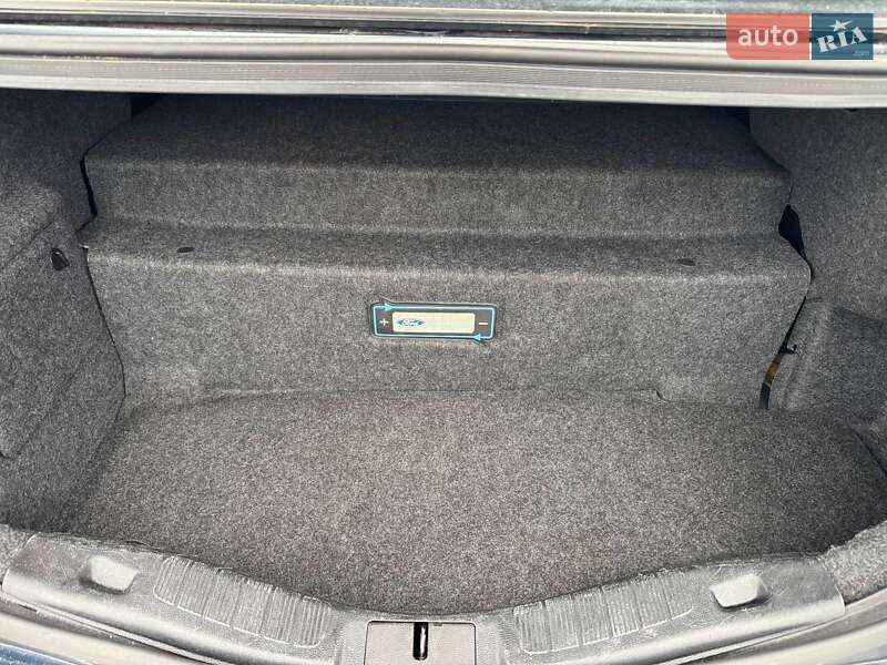 Седан Ford Fusion 2019 в Киеве