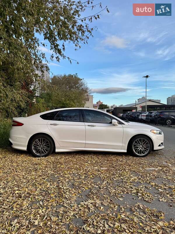Седан Ford Fusion 2013 в Киеве