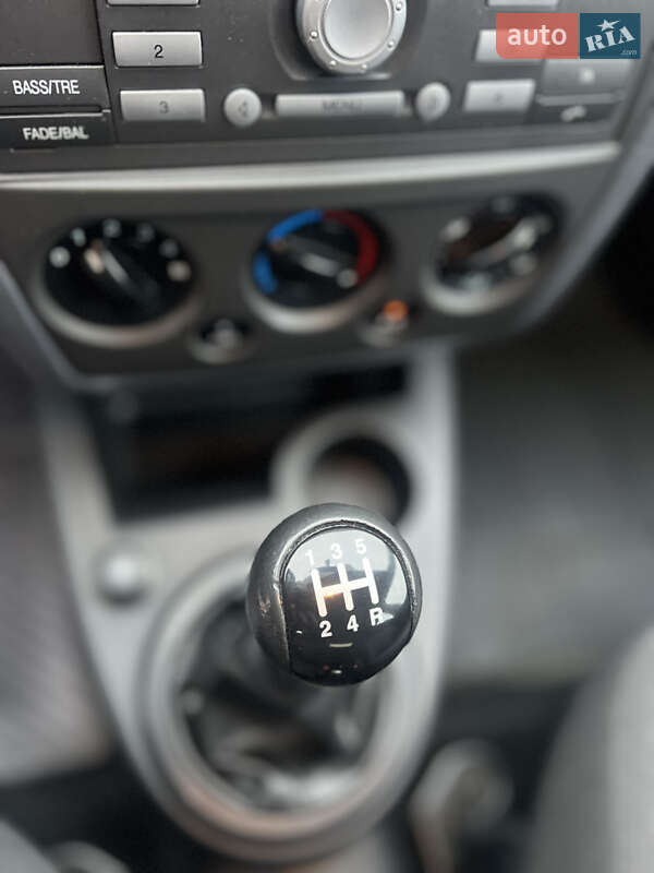 Хетчбек Ford Fusion 2007 в Вінниці фото 37 Хетчбек Ford Fusion 2007 в Вінниці