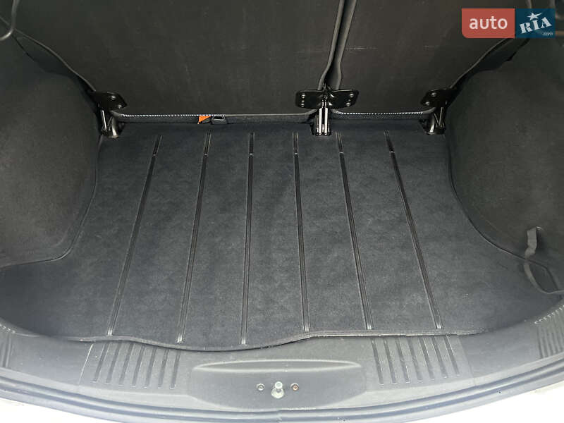 Хетчбек Ford Fusion 2007 в Вінниці фото 50 Хетчбек Ford Fusion 2007 в Вінниці