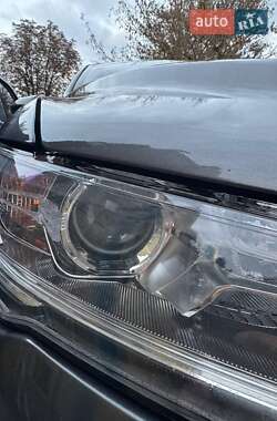 Седан Ford Fusion 2017 в 