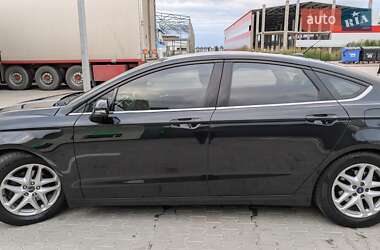 Седан Ford Fusion 2015 в Киеве