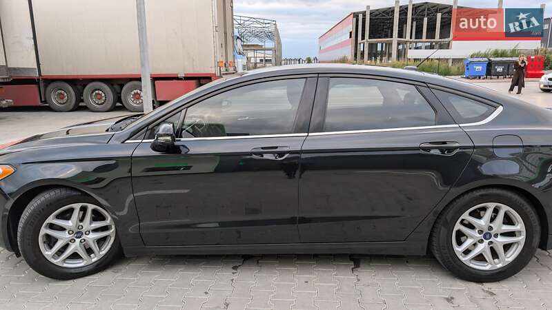 Седан Ford Fusion 2015 в Киеве