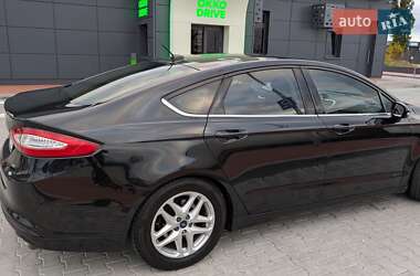 Седан Ford Fusion 2015 в Киеве