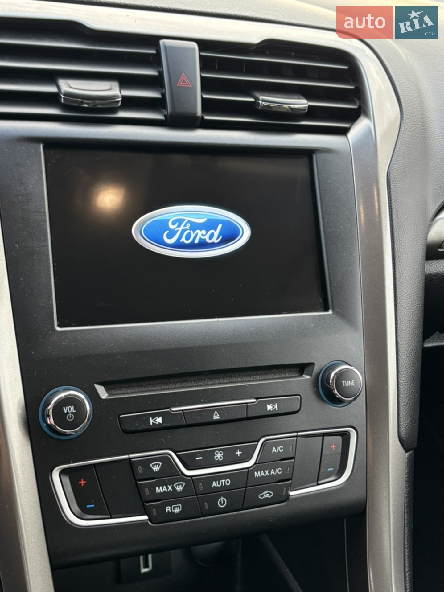 2018 Ford Fusion - мініатюра 16