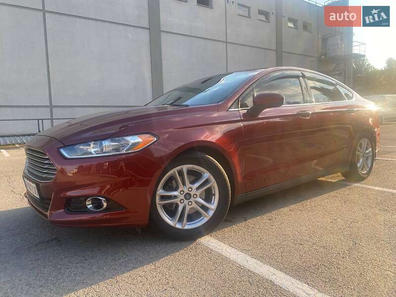 Седан Ford Fusion 2014 в Києві фото 5 Седан Ford Fusion 2014 в Києві