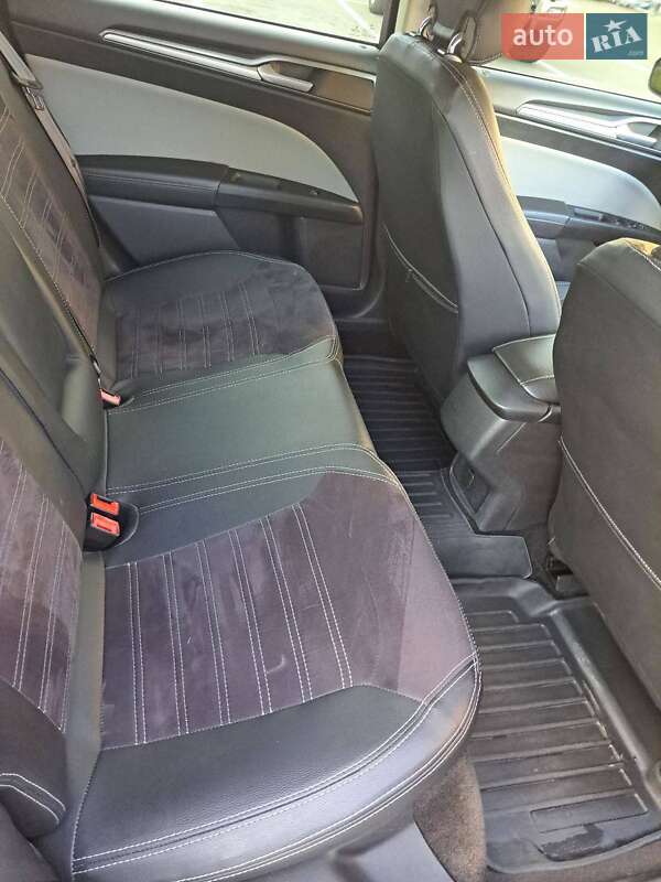 Седан Ford Fusion 2014 в Києві фото 15 Седан Ford Fusion 2014 в Києві
