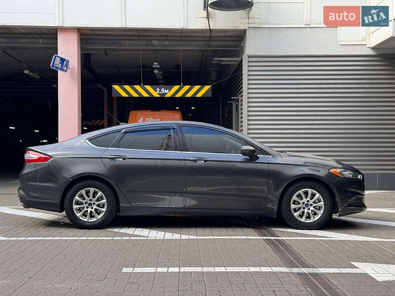 Седан Ford Fusion 2016 в Киеве