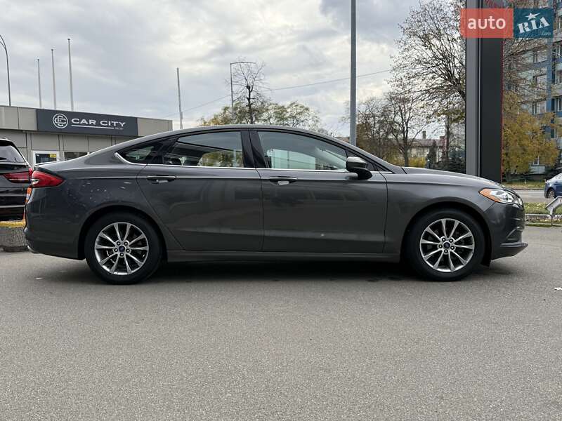 Седан Ford Fusion 2017 в Києві