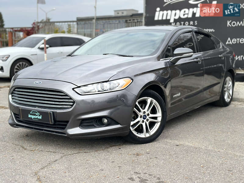 Седан Ford Fusion 2015 в Харкові