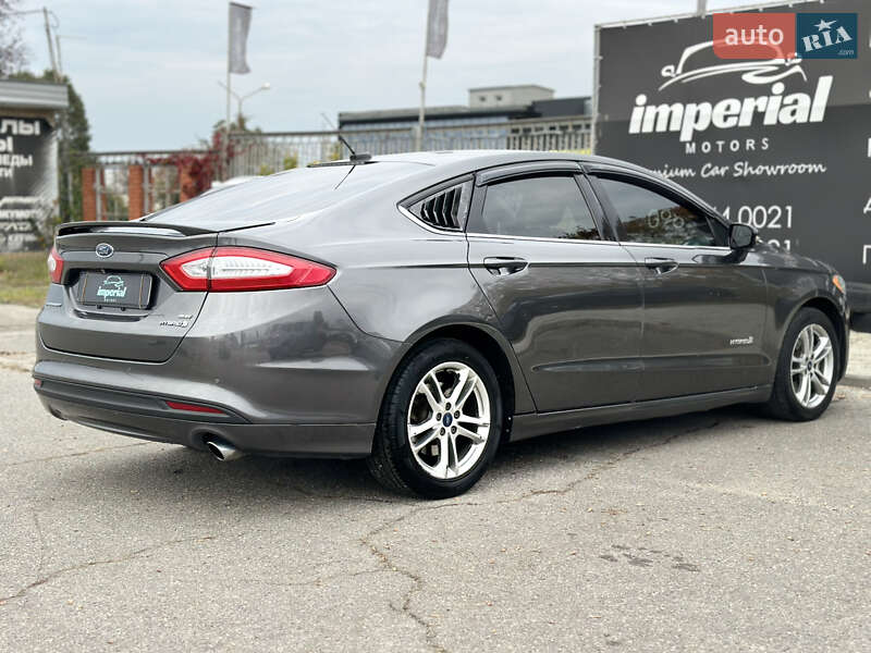 Седан Ford Fusion 2015 в Харкові