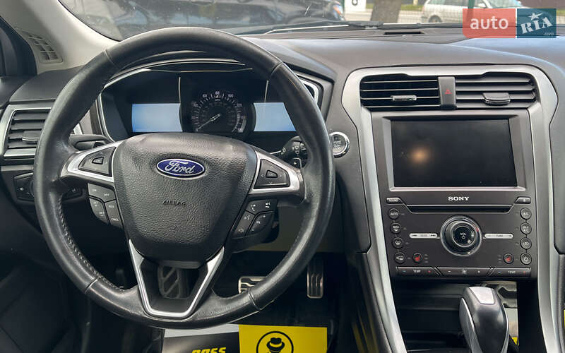 Седан Ford Fusion 2015 в Коломые