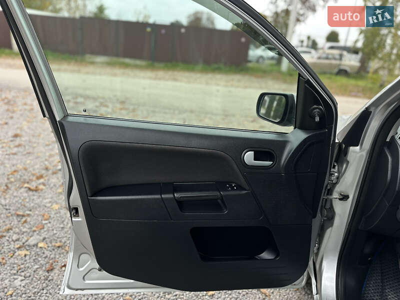 Хетчбек Ford Fusion 2007 в Вінниці