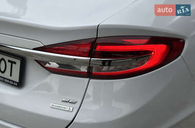 Седан Ford Fusion 2016 в 