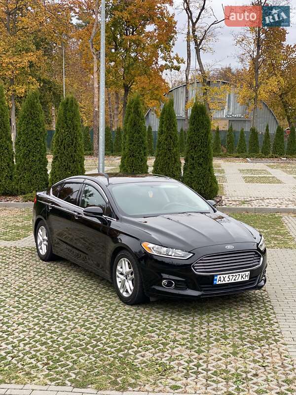 Ford Fusion 2015