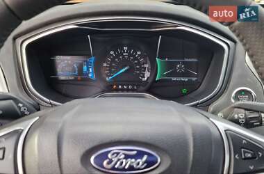 Седан Ford Fusion 2015 в Одессе