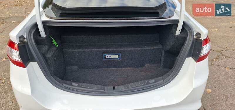 Седан Ford Fusion 2015 в Одессе