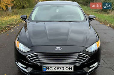 Седан Ford Fusion 2017 в 
