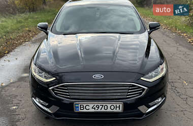 Седан Ford Fusion 2017 в 