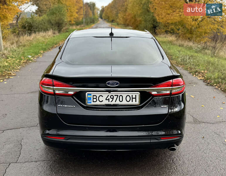 Седан Ford Fusion 2017 в Попільні