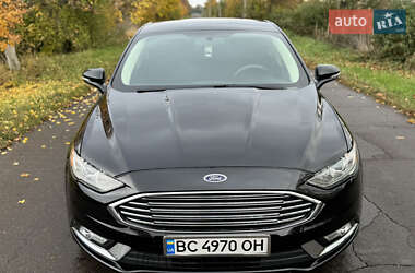 Седан Ford Fusion 2017 в 
