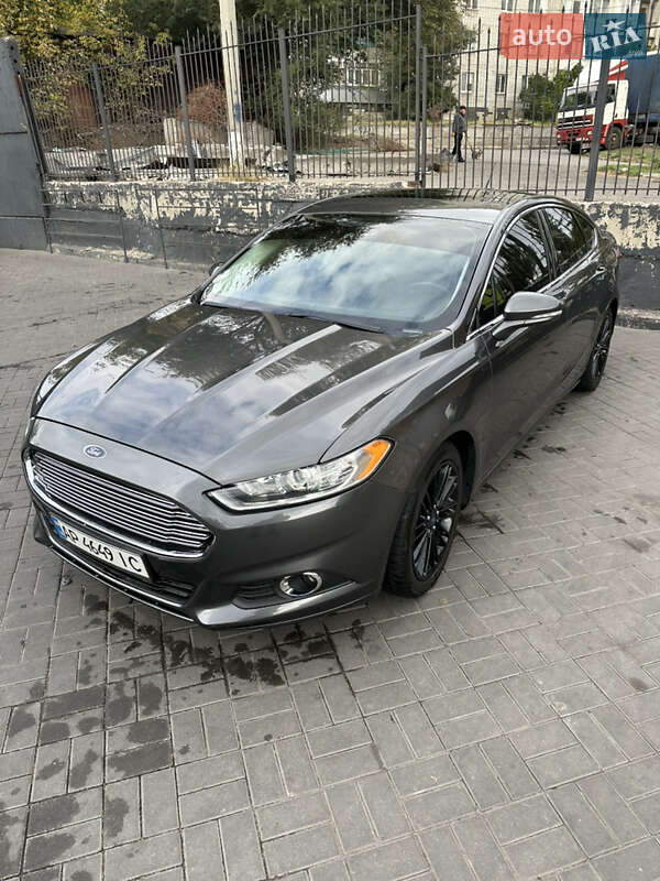 Седан Ford Fusion 2015 в Запоріжжі