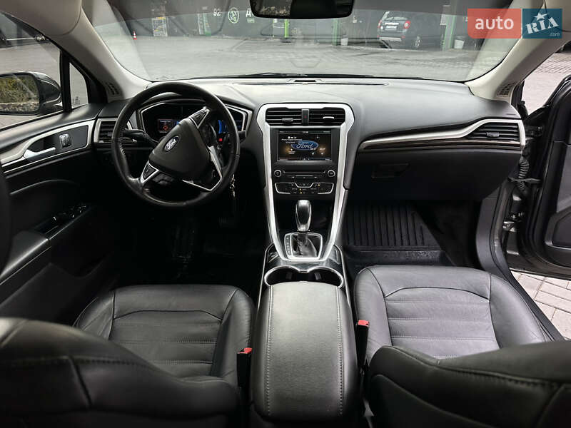 Седан Ford Fusion 2015 в Запоріжжі