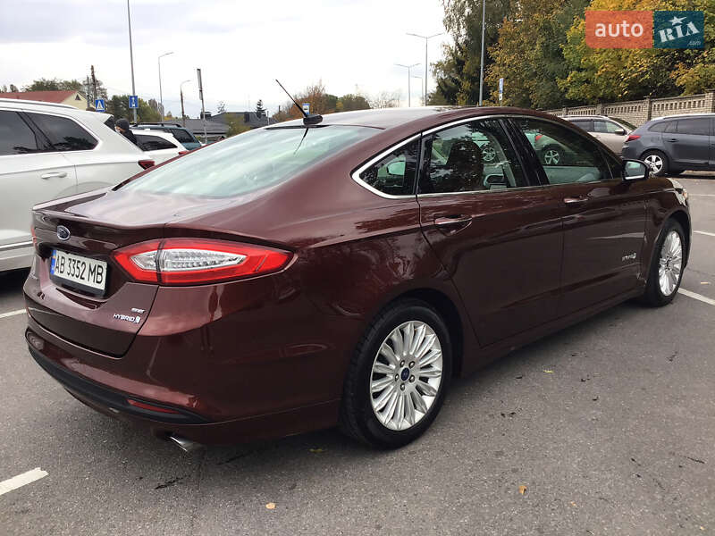Седан Ford Fusion 2015 в Вінниці