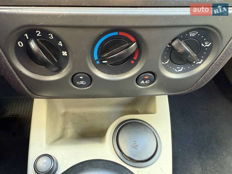 Хетчбек Ford Fusion 2007 в Києві фото 22 Хетчбек Ford Fusion 2007 в Києві