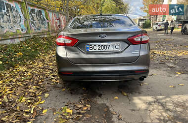 Седан Ford Fusion 2013 в Львові