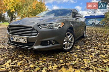 Седан Ford Fusion 2013 в Львові