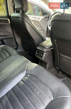 Седан Ford Fusion 2013 в Львові
