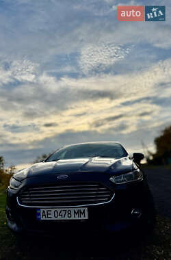 Седан Ford Fusion 2013 в Днепре