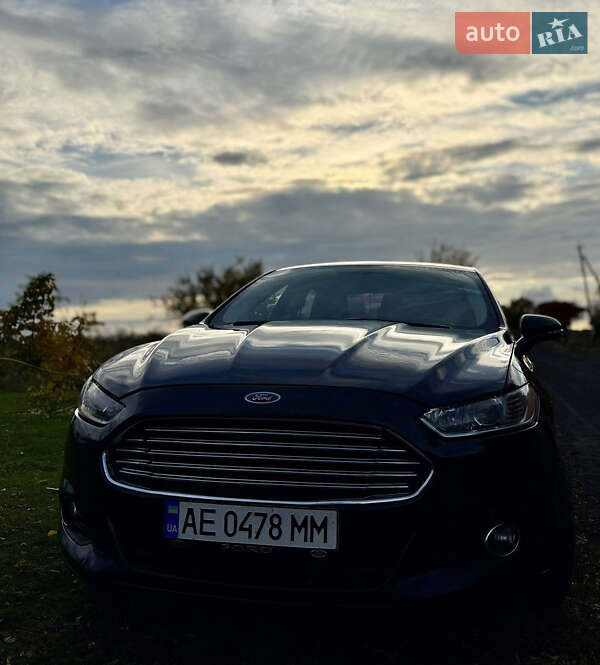 Седан Ford Fusion 2013 в Днепре