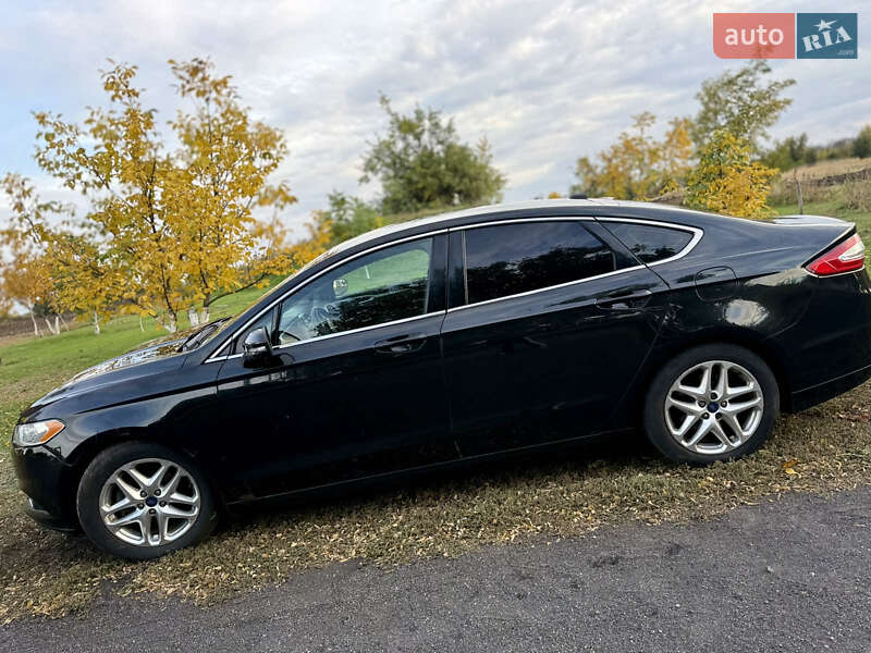 Седан Ford Fusion 2013 в Днепре