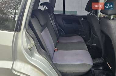 Хэтчбек Ford Fusion 2008 в 