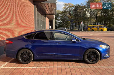 Седан Ford Fusion 2014 в 