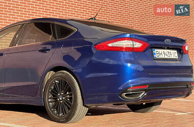 Седан Ford Fusion 2014 в 