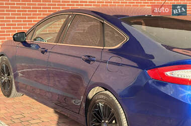 Седан Ford Fusion 2014 в 