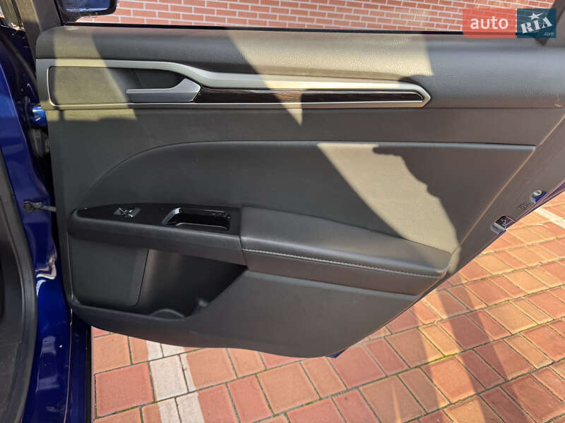 Седан Ford Fusion 2014 в Одессе