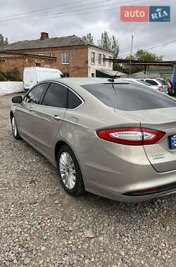 Седан Ford Fusion 2014 в  фото 7 Седан Ford Fusion 2014 в
