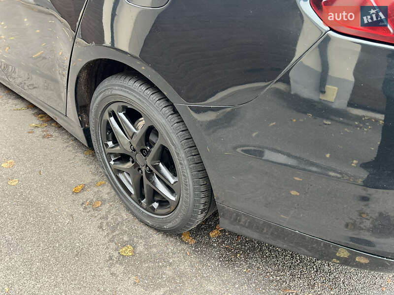 Седан Ford Fusion 2014 в Вінниці