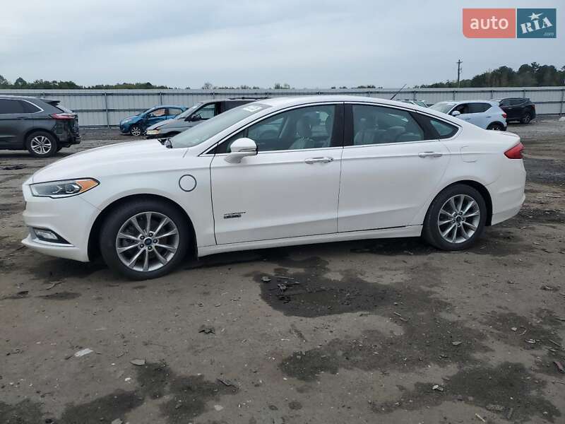 Ford Fusion 2016