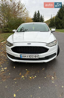 Седан Ford Fusion 2017 в 